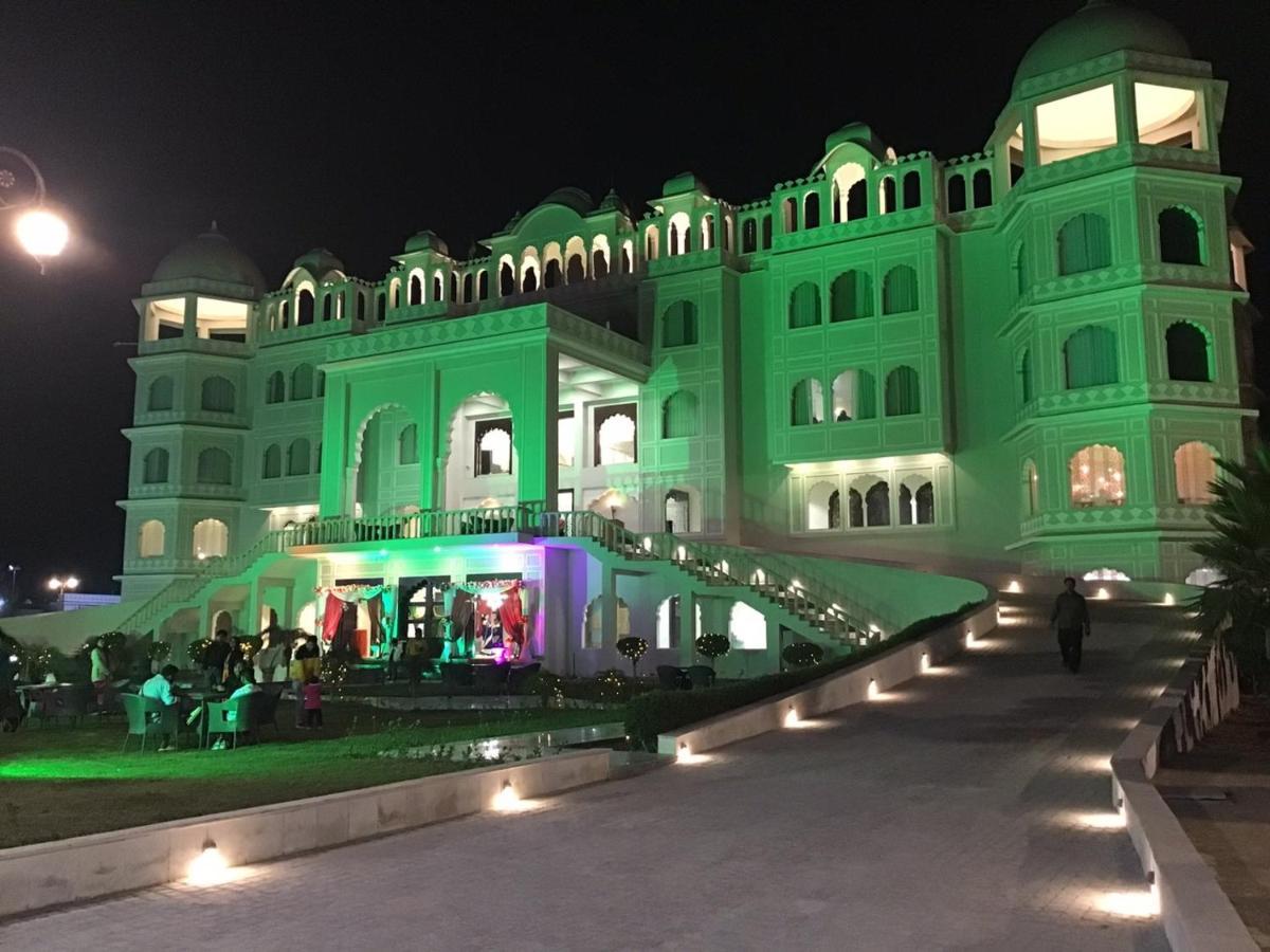 Indralok Palace Hotel & Resort Morena Buitenkant foto
